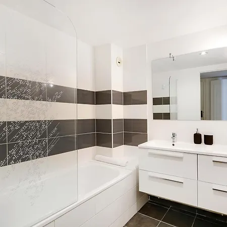 Pick A Flat'S Apartment In Champs-Elysees - Rue Ponthieu Parijs Buitenkant foto